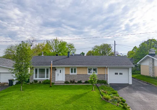 Bungalow à vendre - 5457 Rue du Refrain, Lévis, G6X3A5