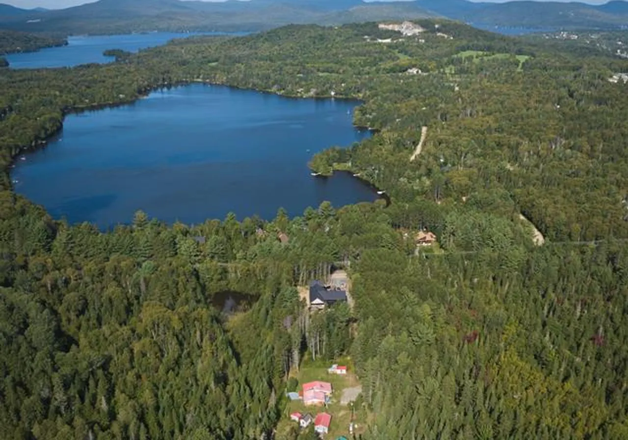 Maison à vendre - 99 Ch. du Lac-Beauchamp, St-Donat-De-Montcalm, J0T 2C0