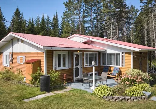 Maison à vendre - 99 Ch. du Lac-Beauchamp, St-Donat-De-Montcalm, J0T 2C0