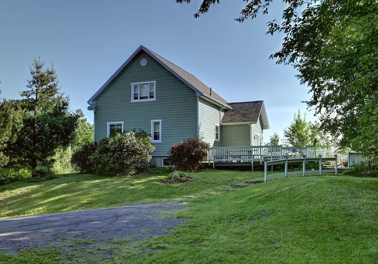 Maison à vendre - 984 Route Missisquoi, Bolton-Est, J0E 1G0