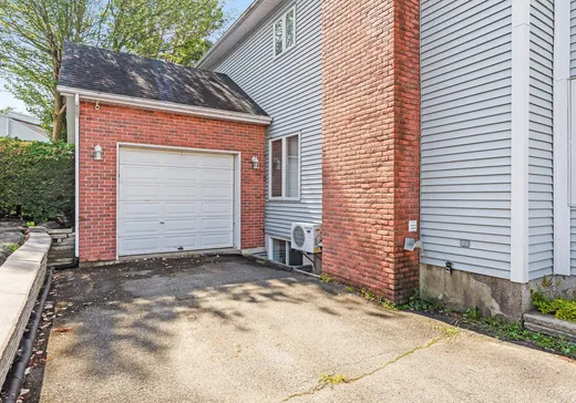 Maison à vendre - 44 Rue Dubé, Granby, J2H 2H8