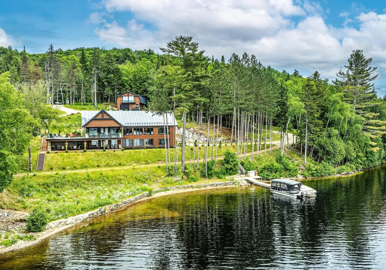 Maison à vendre - 15956 Ch. du Lac-Labelle, Mont-Tremblant, J0T 1H0