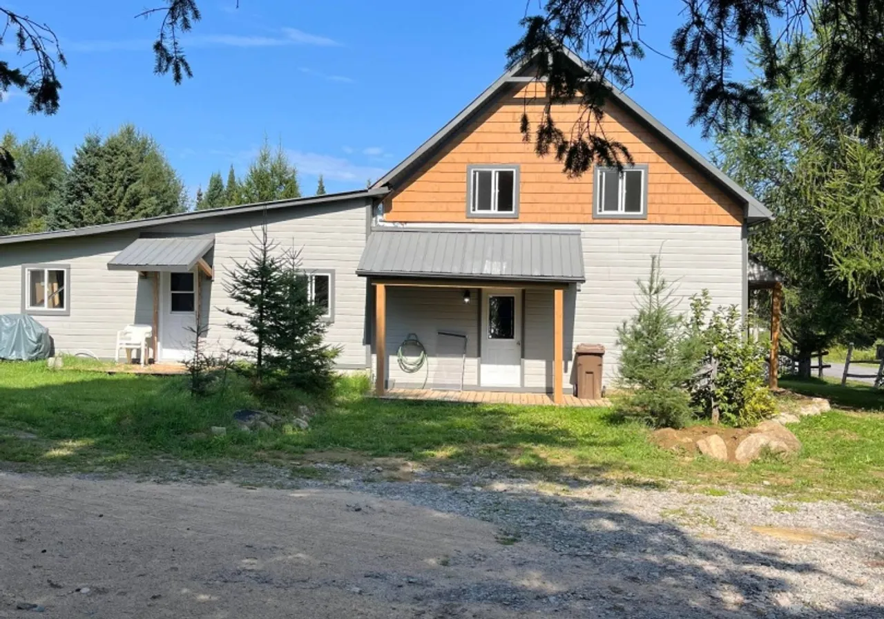 Maison à vendre - 2491 Ch. de St-Ignace S., Saint-Michel-des-Saints, J0K 3B0