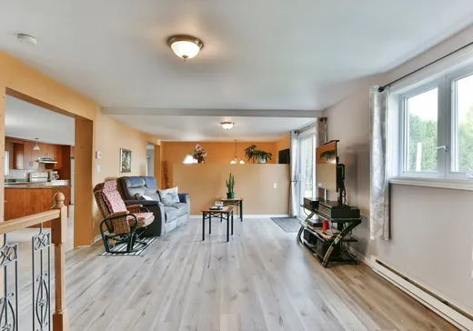 Maison à vendre - 1117 Rue Lapierre, St-Lin, J5M 2G2