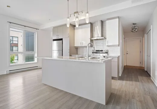 Condo à vendre - 3710 Rue Roland-Marquette, St-Hubert, J3Y0T2