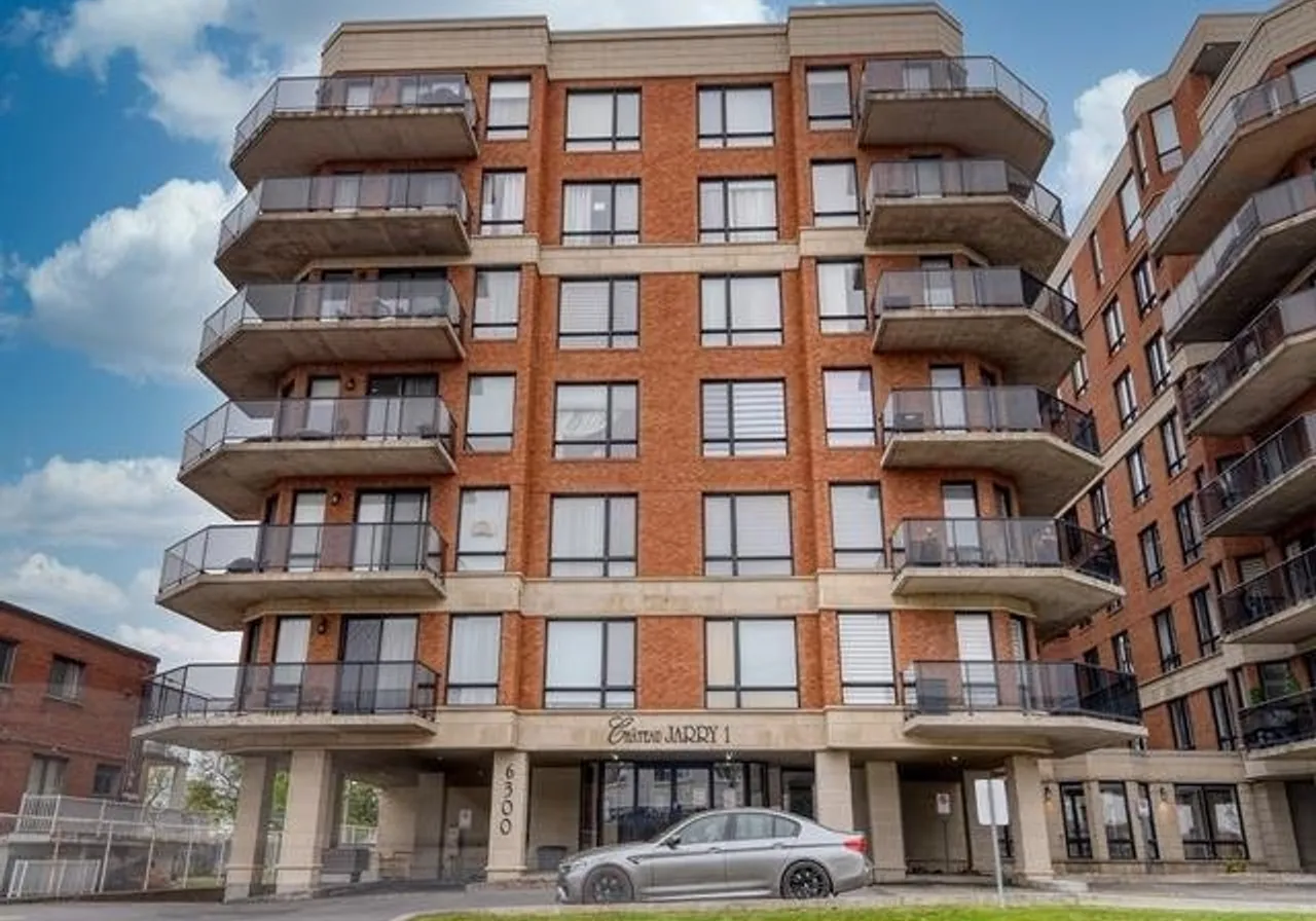 Condo à vendre - 6300 Rue Jarry E., Saint-Léonard, H1P 1V9