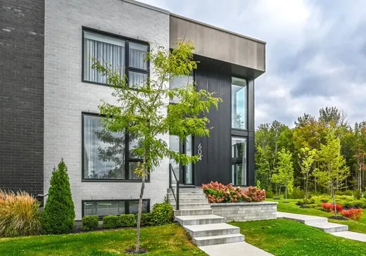 Maison à étages à vendre - 604 Rue Denise-Collette, Sainte-Julie, J3E0H7