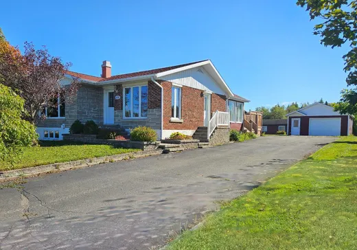 Two or more stories for sale - 135 Boul. Tremblay, Sainte-Félicité, G0J2K0