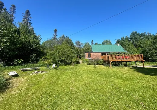 Maison à vendre - 40 Ch. de la Pointe-aux-Pins, Chicoutimi-Jonquière, G0V 1S0