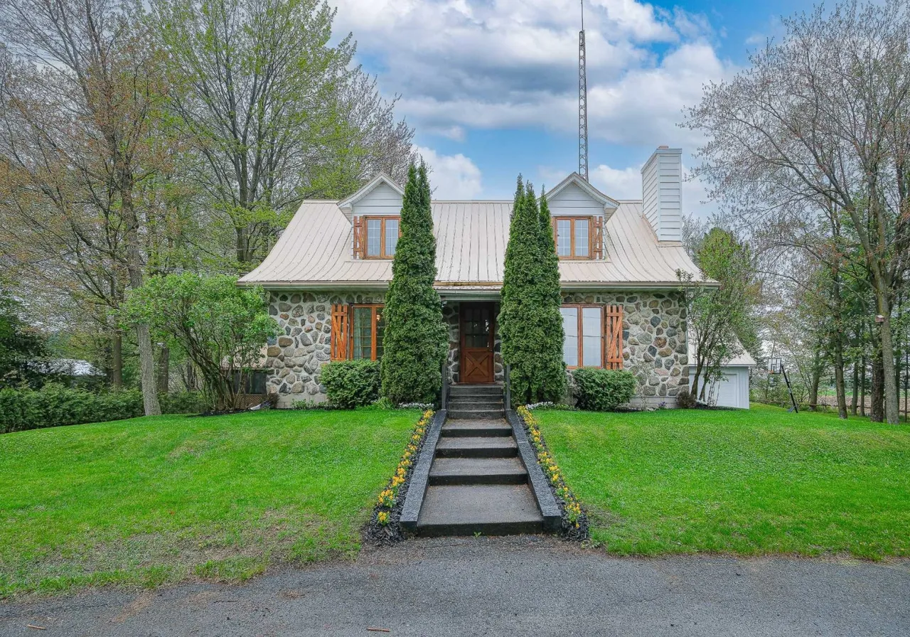 Maison à vendre - 1550 Rg St-Michel, Saint-Zéphirin-de-Courval, J0G 1V0