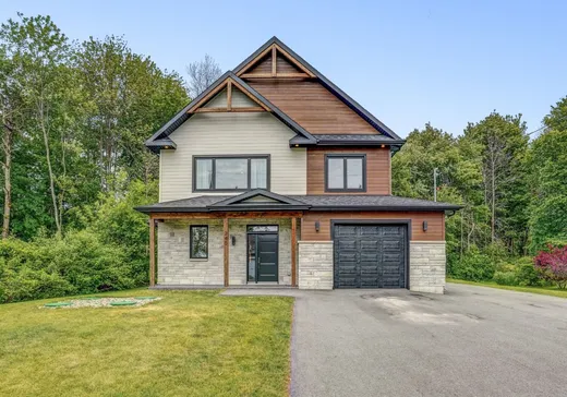 Maison à étages à vendre - 245 Ch. de la Baie, Rivière-Beaudette, J0P1R0