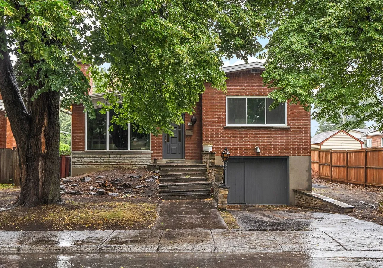 Maison à vendre - 11253 Rue Tardivel, Ahuntsic/Cartierville, H3M 2K9