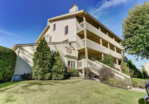 Chalet à vendre - 261 Rue Merry S., Magog, J1X3L2