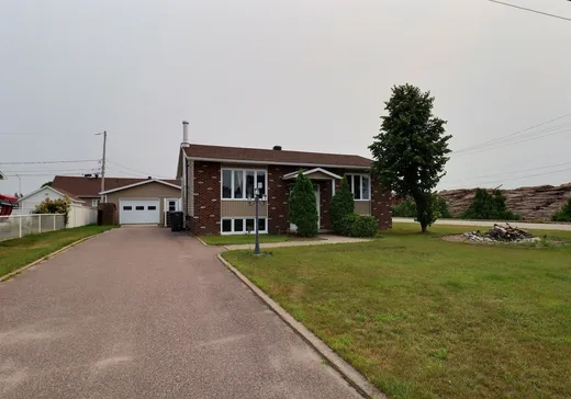 Bungalow à vendre - 93 Av. Rousseau, Fossambault-sur-le-Lac, G8L4H8