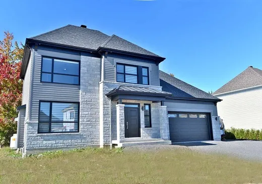 Maison à étages à vendre - 23 Rue de l'Oiselet, Breakeyville, G6Z8B7