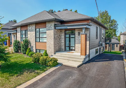 Bungalow for sale - 527 Rue Francis-Gilmour, Granby, J2H3G2