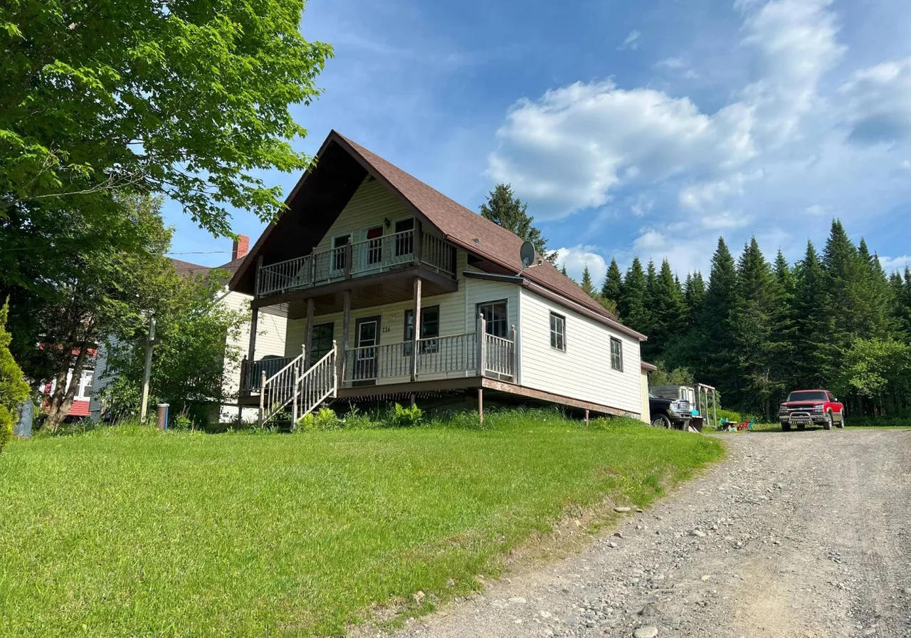 Maison à vendre - 224 Rue MacDonald, Lac-Mégantic, G0Y 1E0