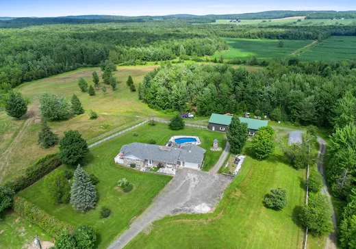 Hobby Farm for sale - 1825 Av. du Lac E., Saint-Hyacinthe, J0E1Z0