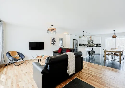 Maison à vendre - 450 Ch. Robillard, Saint-Michel-des-Saints, J0K 3B0