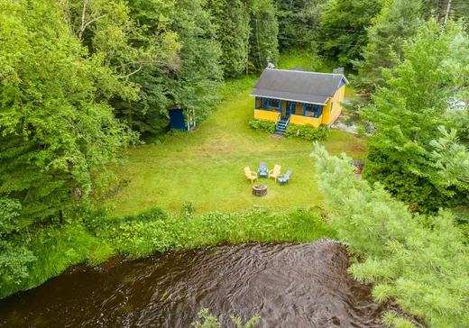 Chalet à vendre - 515 Ch. de la Petite-Mékinac N., Herouxville, G0X3H0