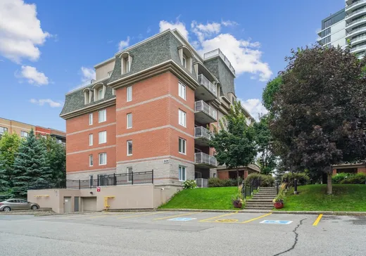 Condo à vendre - 3430 Boul. Le Carrefour, Chomedey, H7T2Z4