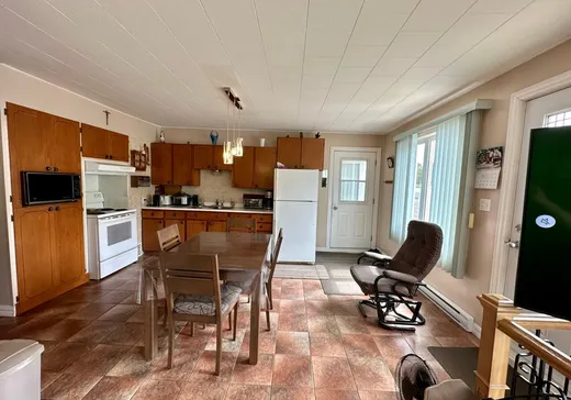 Maison à vendre - 91 Route 132, Métis-sur-Mer, G0J 1S0