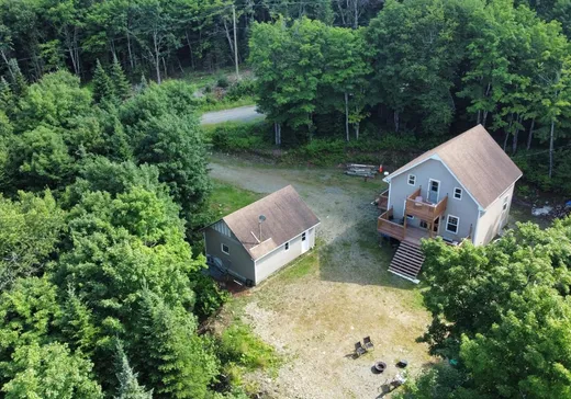 Un étage et demi à vendre - 109 Ch. Léonard-Gaudreau, Notre-Dame-Des-Boies, J0B2E0