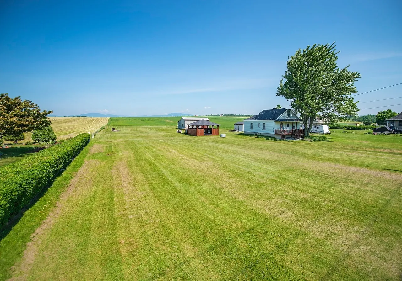 Hobby Farm for sale - 4028Z Ch. Royal, Île d'Orleans St-Jean, G0A 3W0