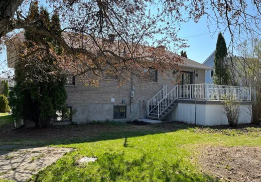 Maison à vendre - 771 Rue Émile-Nelligan, Roberval, G8H 3E4