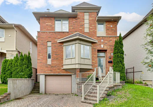 Maison à étages à vendre - 1998 Rue de Renaix, Laval, H7M6E6