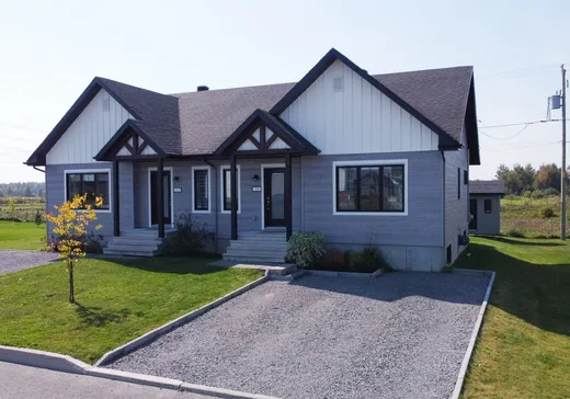 Bungalow à vendre - 139Z Rue de la Clé-des-Champs, Sainte-Anne-de-Beaupré, G0A3C0