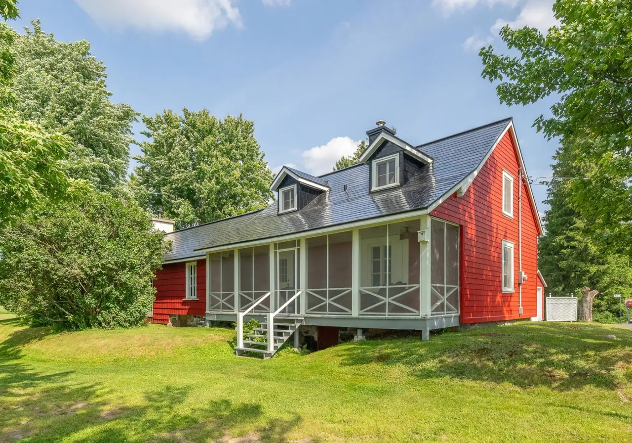 Hobby Farm for sale - 518 Ch. St-Jean-Baptiste, St-Henri-de-Levis, G0R 3E0