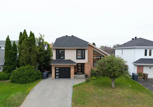 Two or more stories for sale - 4535 Boul. Cleroux, Laval, H7T2E5