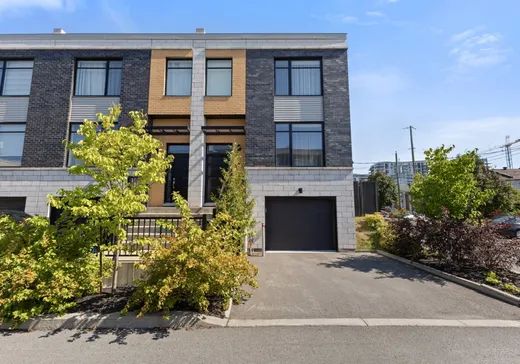 Maison à vendre - 3129 Rue Frégault, Laval, H7T 0C6