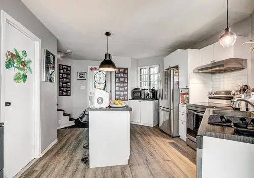 Maison à vendre - 1671 Ch. du Fleuve, Les Cedres, J7T 1E2