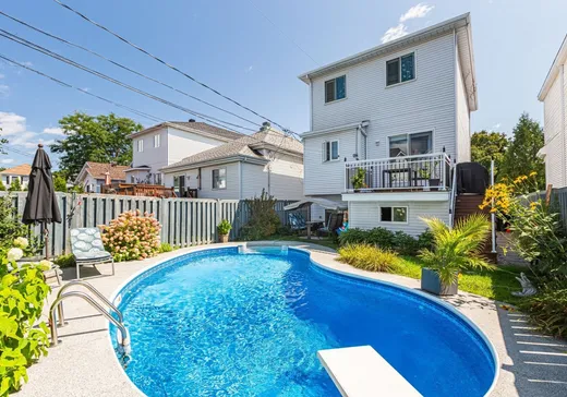 Maison à vendre - 3845 Rue Paul-Bourget, Laval, H7R 5Z7