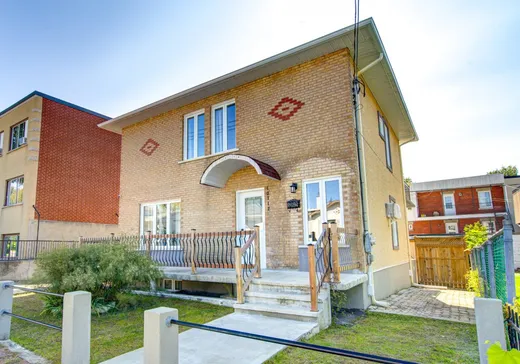 Maison à étages à vendre - 10712 Av. de Cobourg, Montréal-Nord, H1H4X2