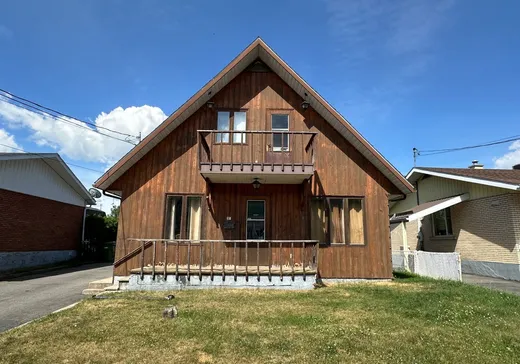 Maison à vendre - 315 Rue Élisabeth, La Tuque, G9X 2A8