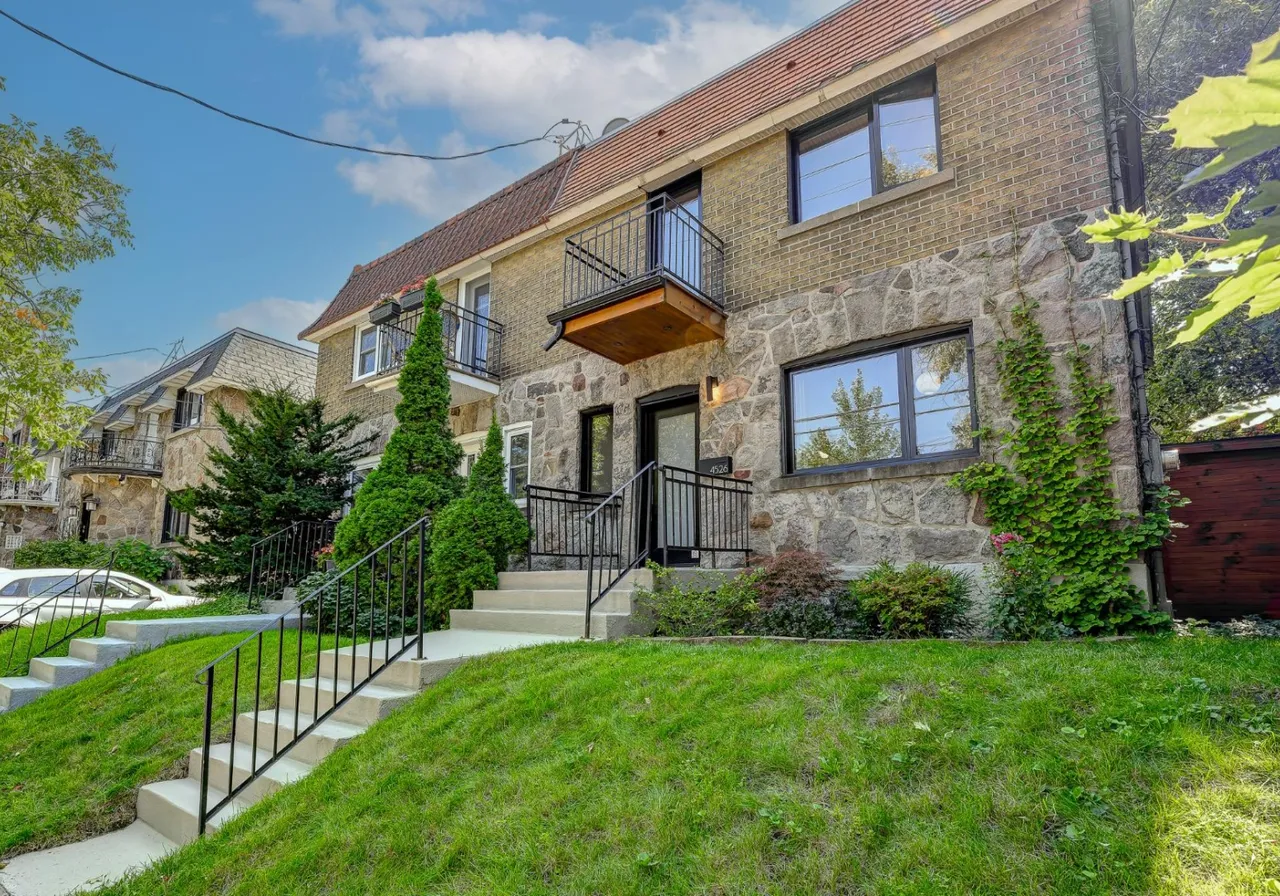 Maison à vendre - 4526 Av. Jeanne-d'Arc, Rosemont, H1X 2E3