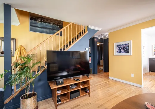 Maison à vendre - 2180 Rue de la Sorbonne, Saint-Laurent, H4L 3B7