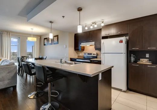 Condo à vendre - 603 Rue Robert-Élie, Laval-des-Rapides, H7N 3Y9