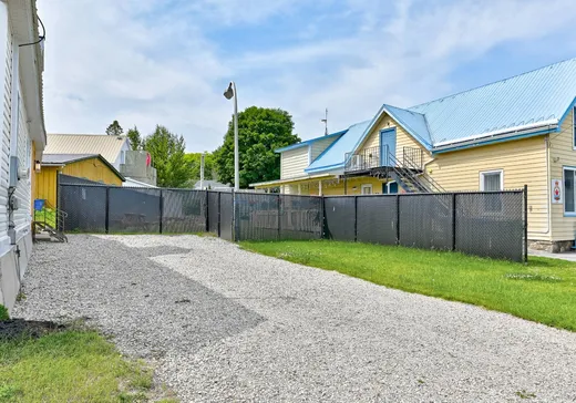 Maison à vendre - 492 Av. Champlain, Hemmingford, J0L 1H0