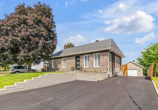 Bungalow à vendre - 1062 Rue de Colombo, Val-Belair, G3K1S1