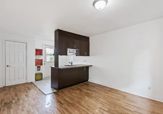 Condo à vendre - 2589 Rue Desmarteau, Montréal-Est, H1L 4N2