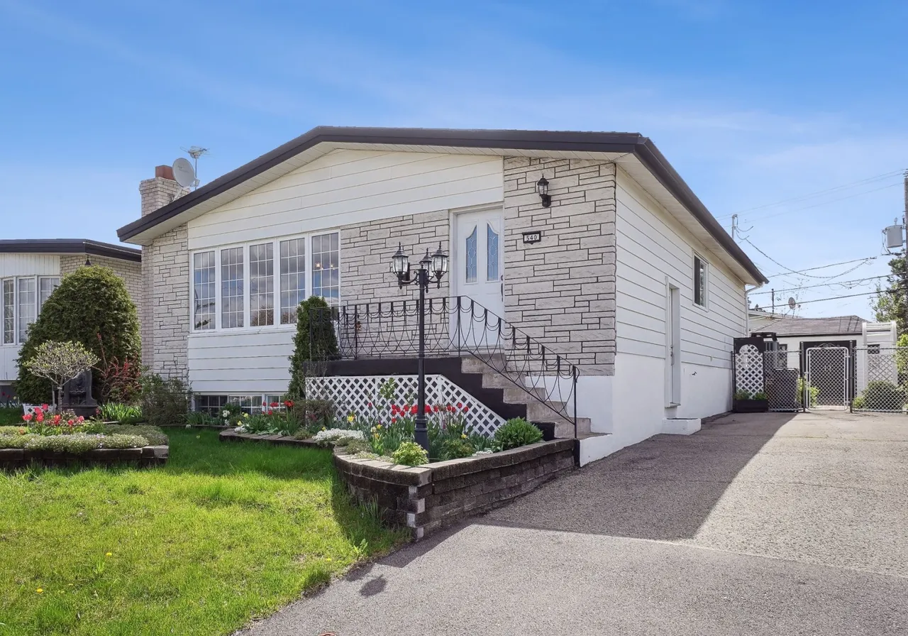 Maison à vendre - 540 Rue Valois, Laval, H7M 1S5