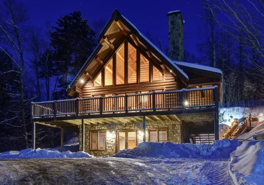 Chalet à vendre - 973 Ch. des Pionniers, Mont-Tremblant, J0T 1H0