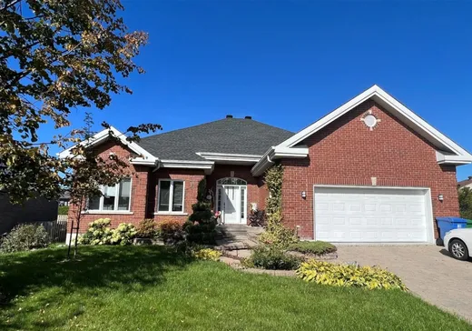 Maison à vendre - 635 Boul. de Mortagne, Boucherville, J4B 0K2