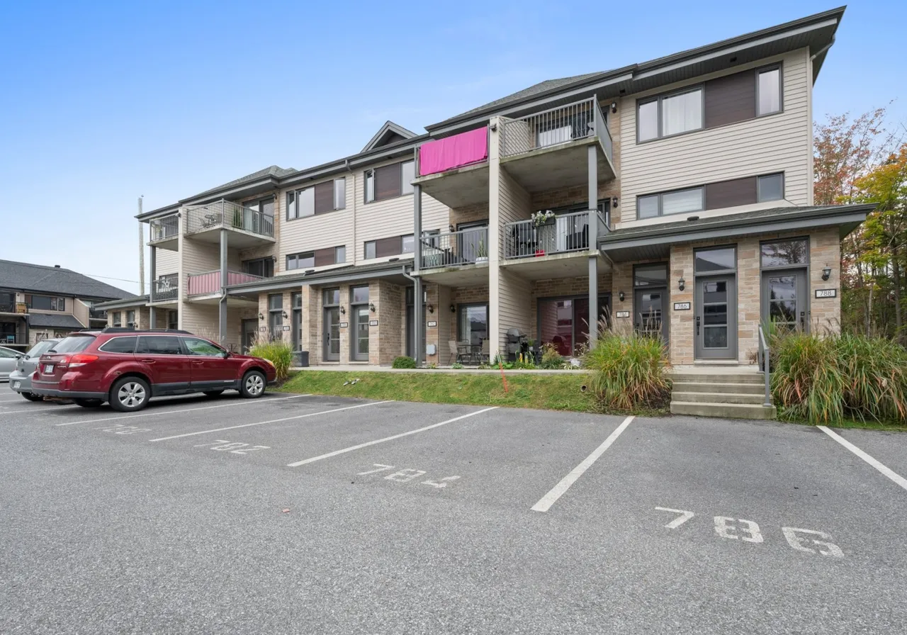 Condo à vendre - 772 Rue du Mont-Brome, Granby, J2H 3G3