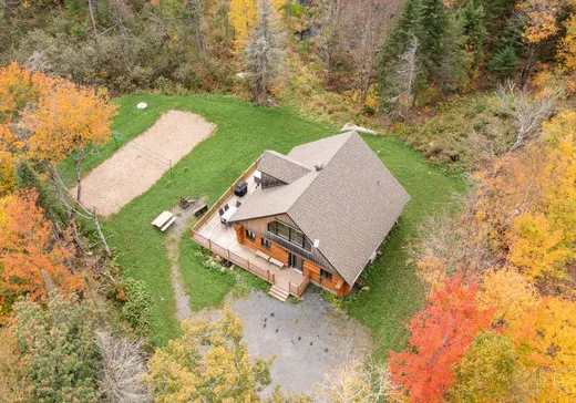 Chalet à vendre - 339 Ch. du Massif, St-Adolphe d'Howard, J0T2B0