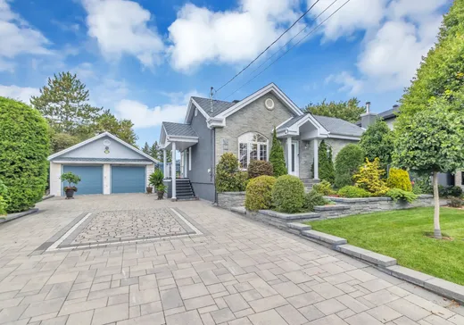 Bungalow à vendre - 3900 Rue Caron, St-Hubert, J3Y5L7